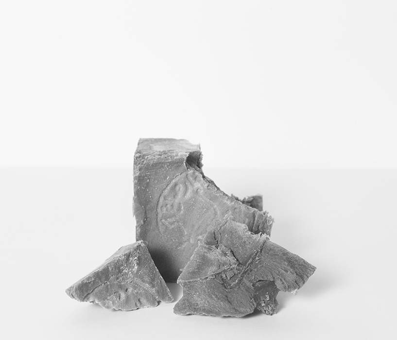 Massimiliano Gatti, Alep est une feuille de laurier #3 (2018 ; impression jet d'encre gicl&eacute;e fine art sur papier Photo Rag, 30 x 35 cm).