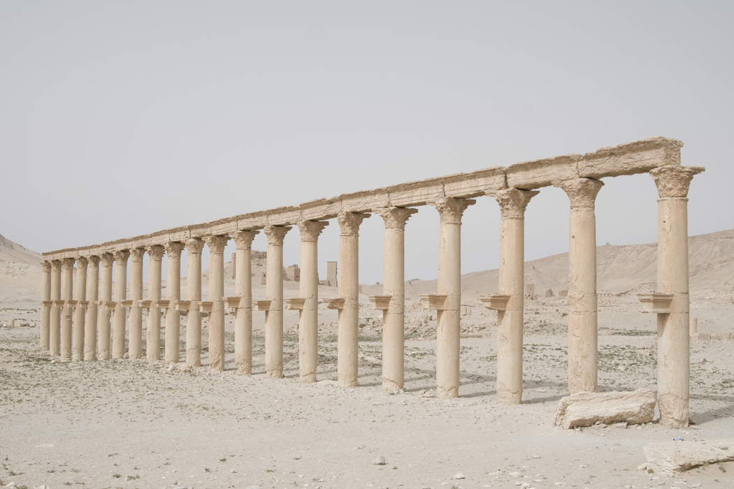 Massimiliano Gatti, Palmyra Ruins #4 (2009 ; fine art gicl&eacute;e jet d'encre sur papier Photo Rag, 60 x 90 cm)