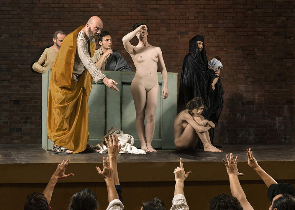 Moataz Nasr, Om El Saad (The Slave Market) (2019; c-print on Dibond, 150 x 210 cm). Ph. Credit Ela Bialkowska