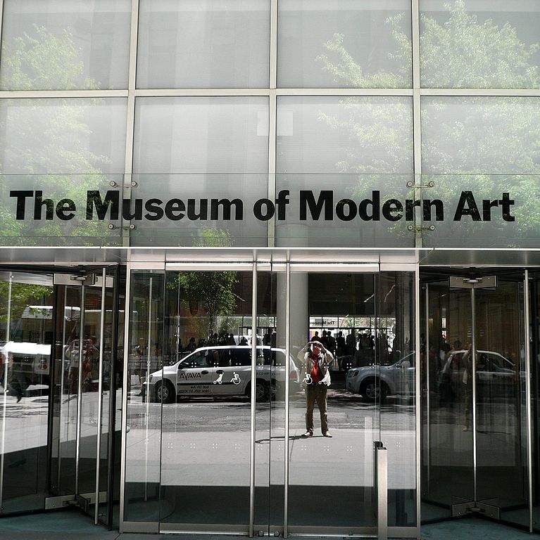 Voici les premières victimes de la crise des musées aux États-Unis : le MoMA de New York licencie tous les éducateurs externes