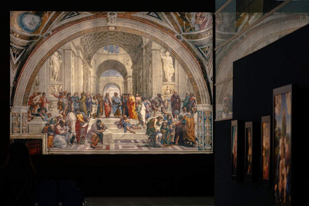 In Urbino the impossible exhibition bringing together all of Raphael's masterpieces. In 1:1 reproductions
