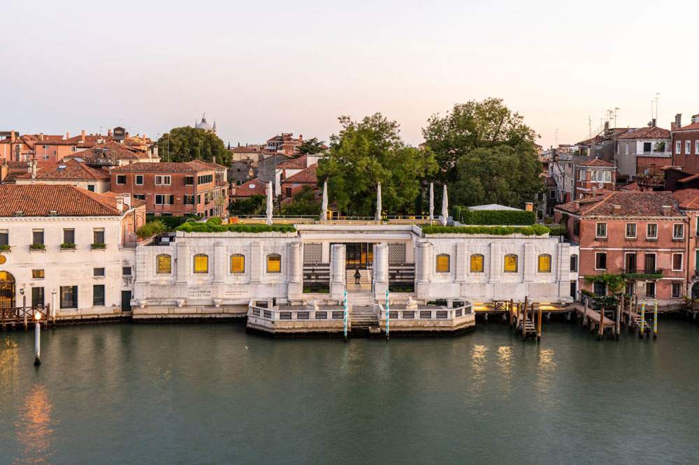 A social schedule to spend each day in the company of Peggy Guggenheim