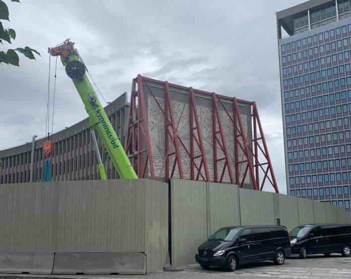 Oslo, Le gouvernement norvégien retire les peintures murales de Picasso d'un bâtiment destiné à être démoli