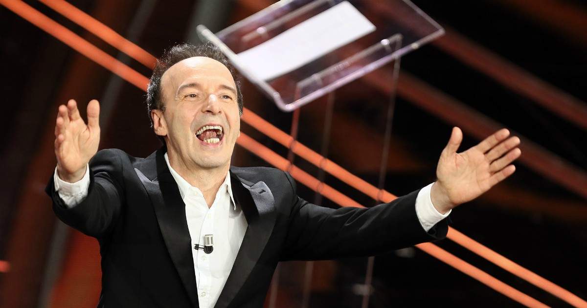 Even Benigni provokes Sanremo audience and brings penetration and oral sex to prime time on Rai Uno