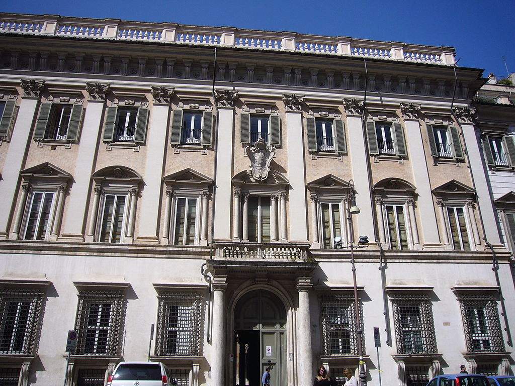 Odescalchi Palace in Rome, wild restorations and dispersed collection. The case in Parliament