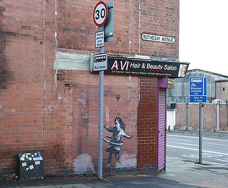 Nottingham, Banksy's hula hoop child's bicycle stolen