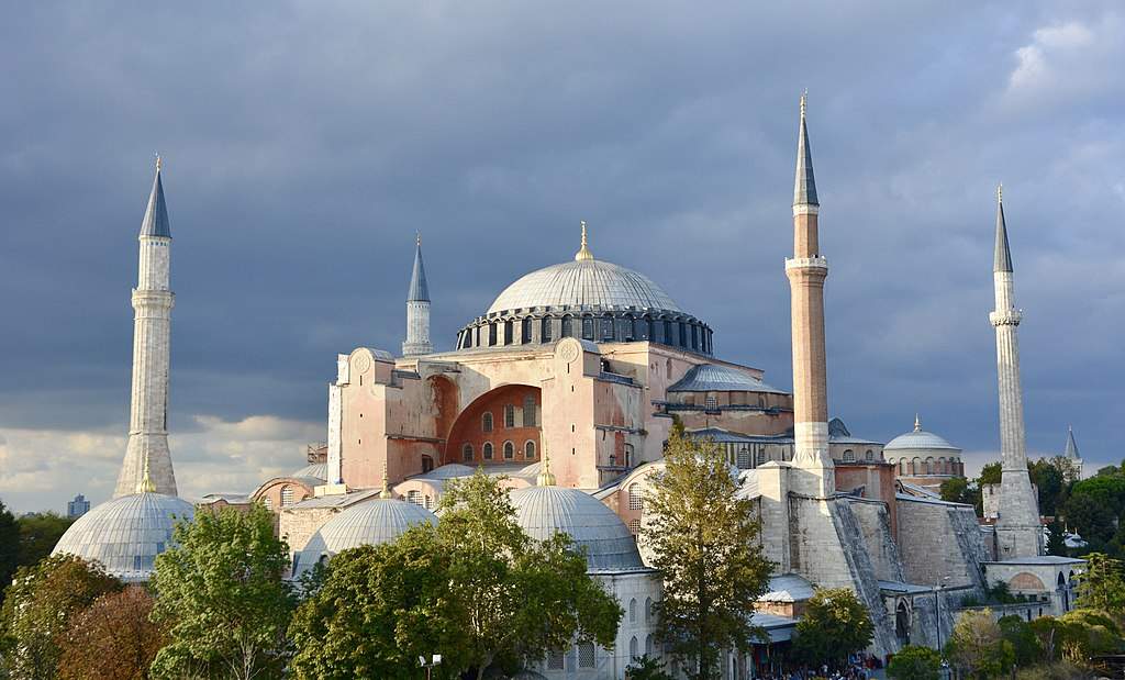 C'est officiel, à Istanbul, la basilique Sainte-Sophie est transformée en mosquée.