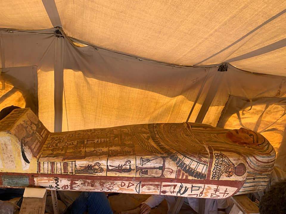 Egitto, scoperti 27 sarcofagi di 2.500 anni fa ben conservati