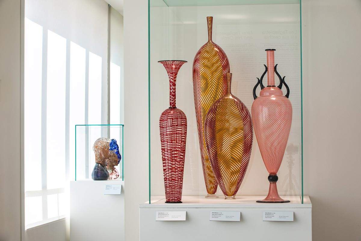 How Venetian glass influenced American Studio Glass: an exhibition in Venice