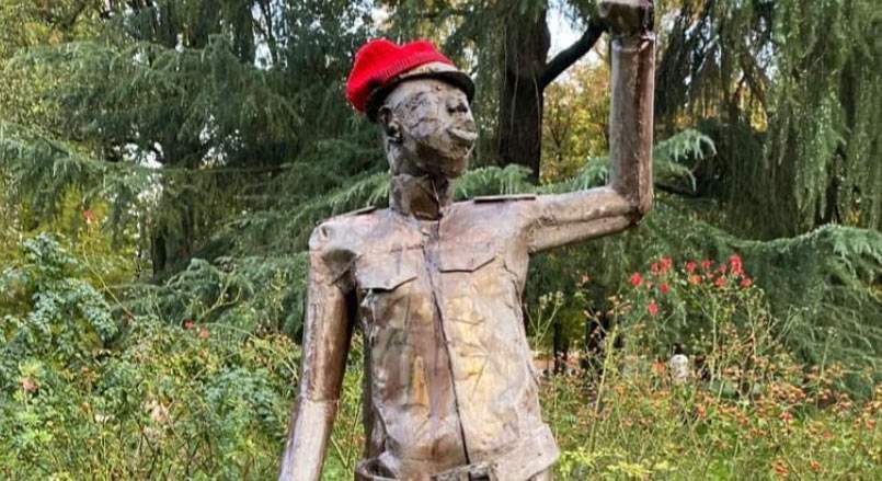 A Milano installata statua del rivoluzionario Sankara vicino a quella di Montanelli