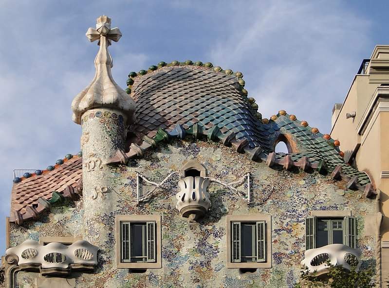 Virtual tour of Gaudí's houses: la Pedrera and Casa Batlló 