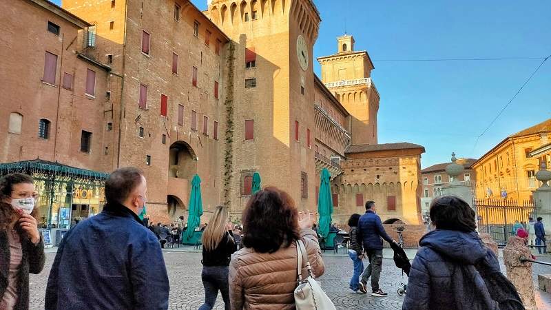 Are the museums closing? In Ferrara, Visit Ferrara tours continue anyway.