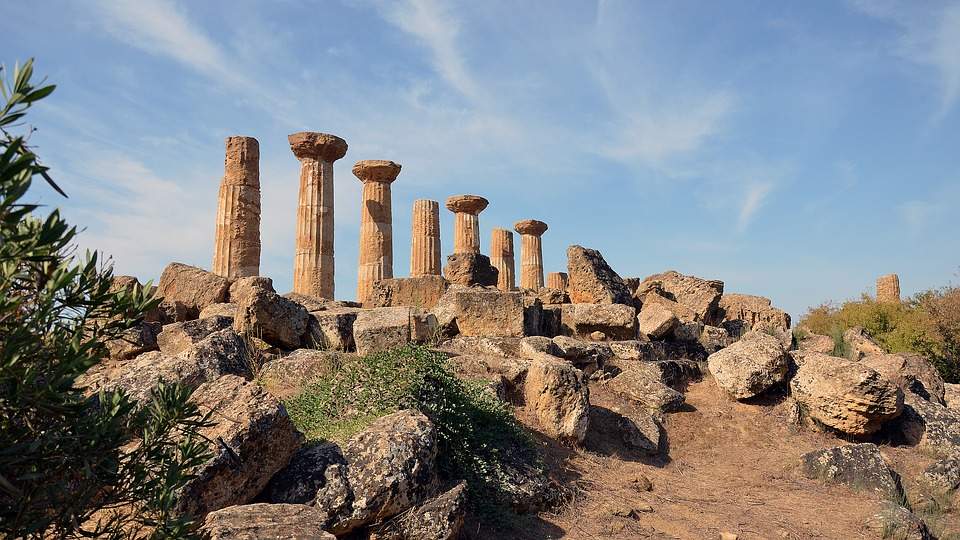 In Sicily, cultural sites closed on holidays: without compensation for workers
