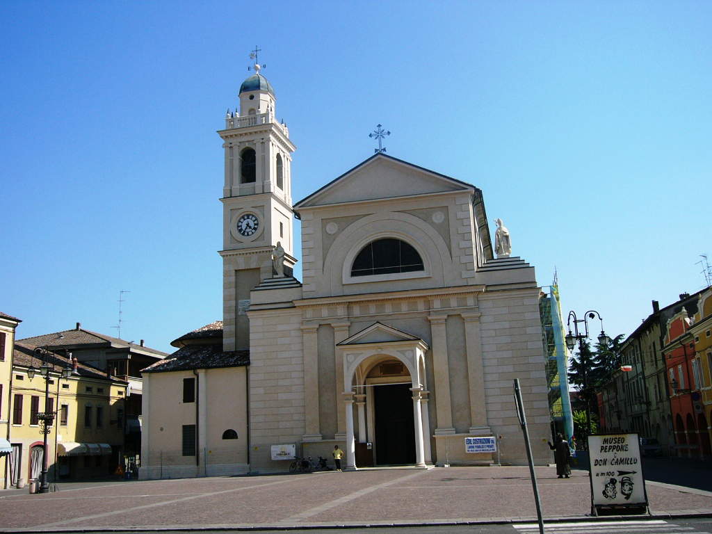 Brescello, Plaza Matteotti