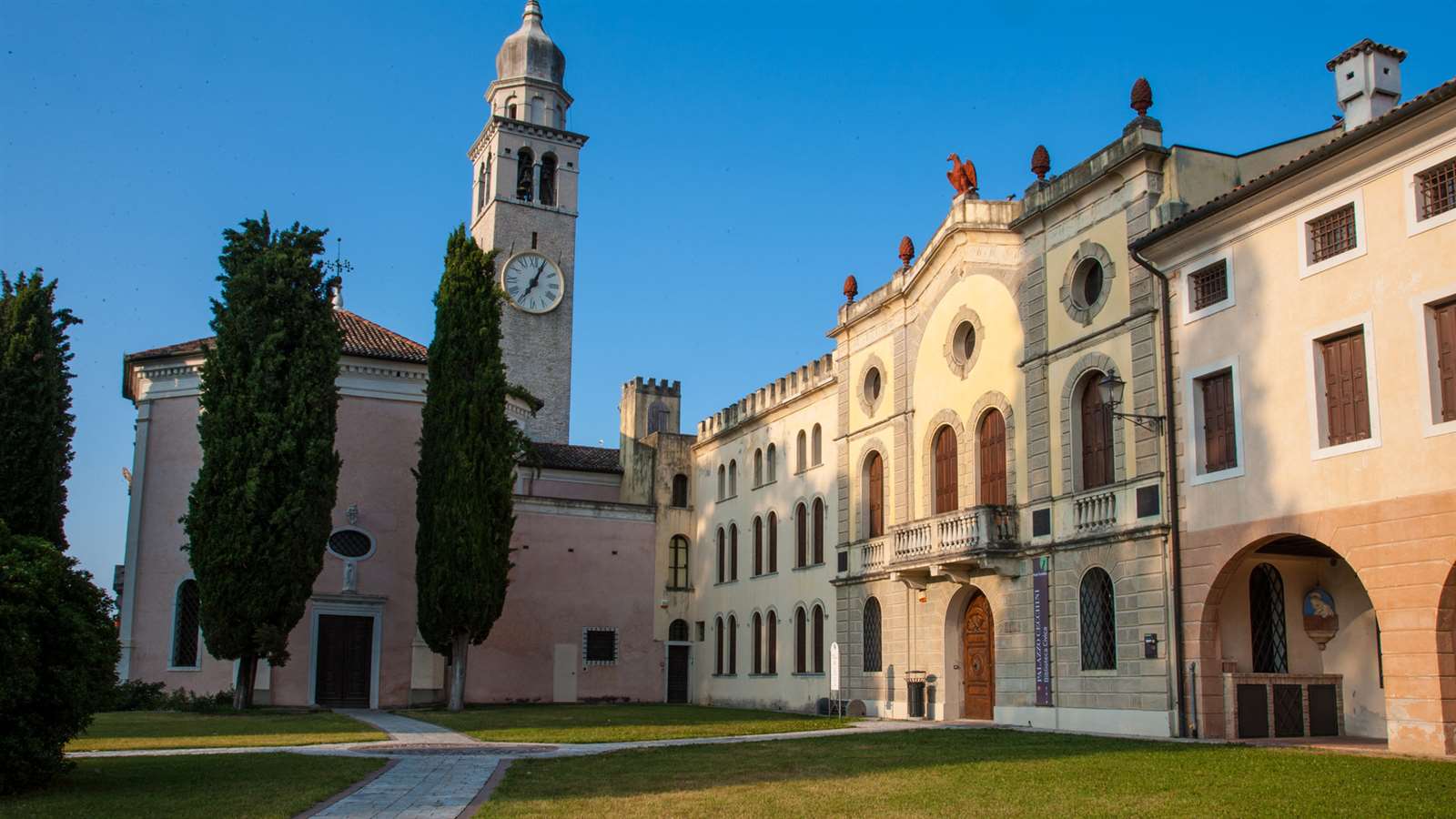 Sanctuaire des Grâces et Palais Cecchini