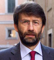 Redazione - author, articles