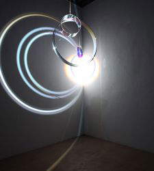 E luce fu. A Cuneo le opere di Balla, Fontana, Eliasson e Leotta