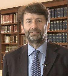 Redazione - author, articles