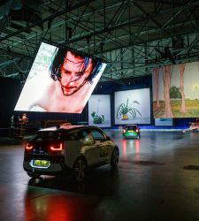 A Rotterdam una mostra drive in con opere di grandi artisti, da Kokoschka a Nauman