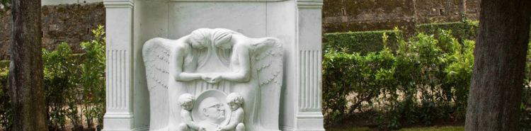 Cuando Cattelan quiso sustituir el monumento a Mazzini por una estatua de Craxi