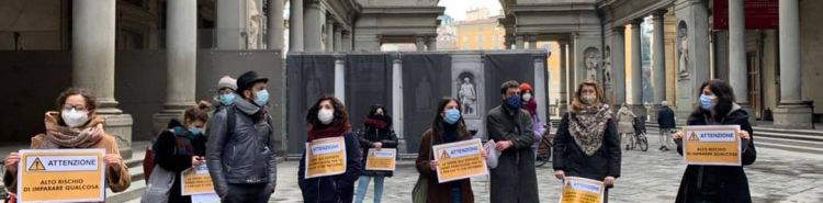 La cultura, cerrada, ha salido hoy a la calle para manifestarse. "¡Escúchennos!"