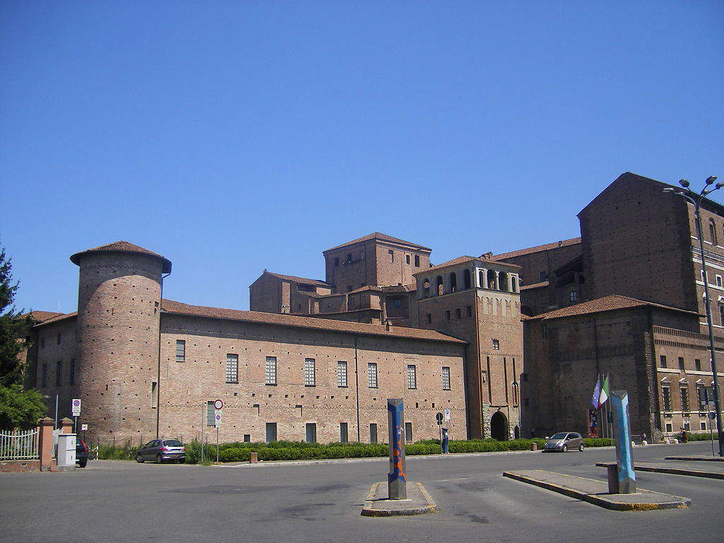 Piacenza, Palazzo Farnese, la porzione del castello visconteo rimasta. Ph. Szeder László