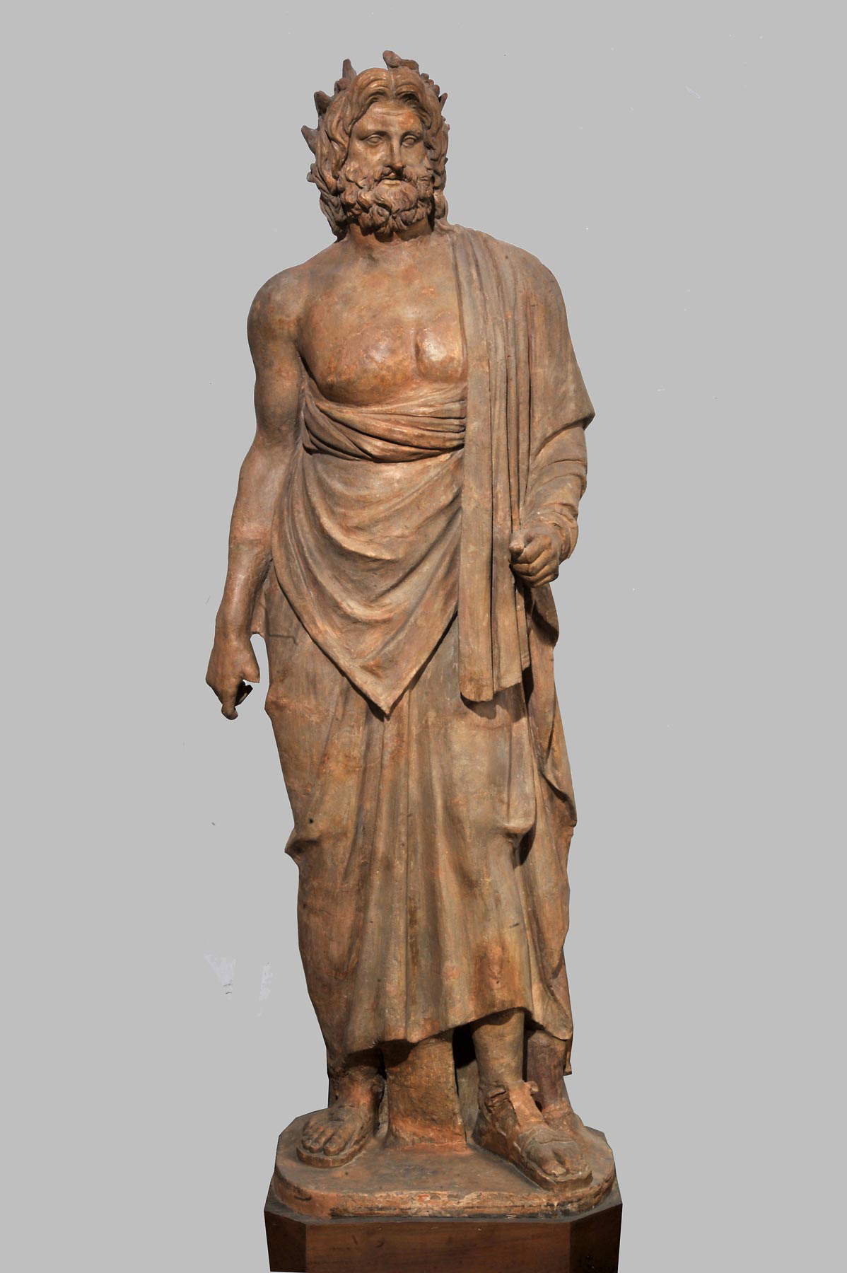 Statua in terracotta di Esculapio, (III-II sec. a.C. da Pompei, tempio di Esculapio; Napoli, Museo Archeologico Nazionale)