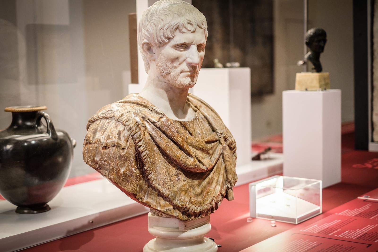Naples, an exhibition at MANN on Dante's mythological themes in the museum's collection