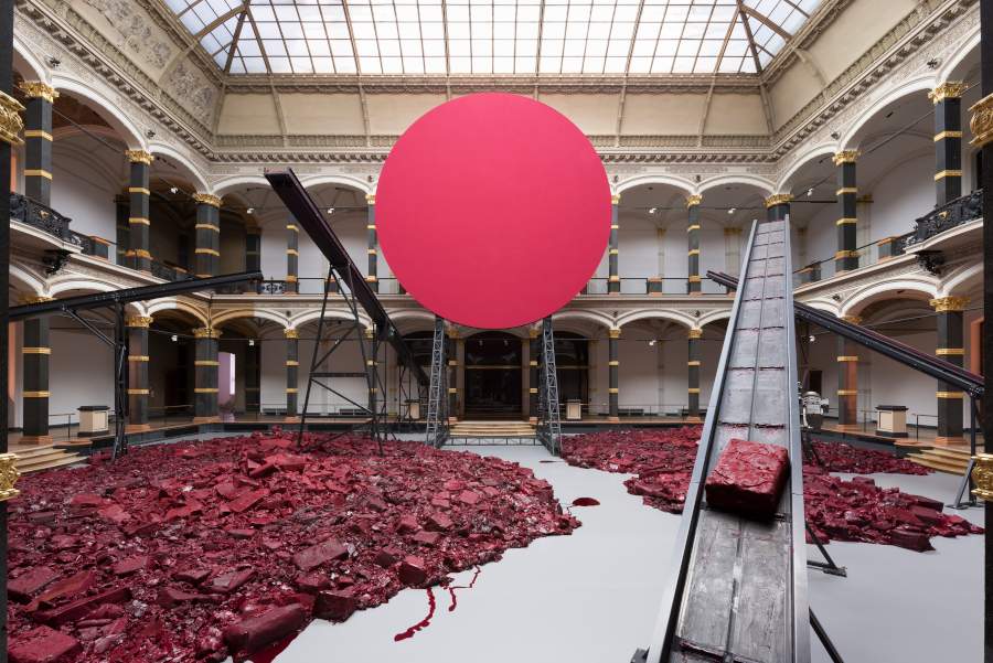 In 2022 in Venice a major retrospective devoted to Anish Kapoor in two venues