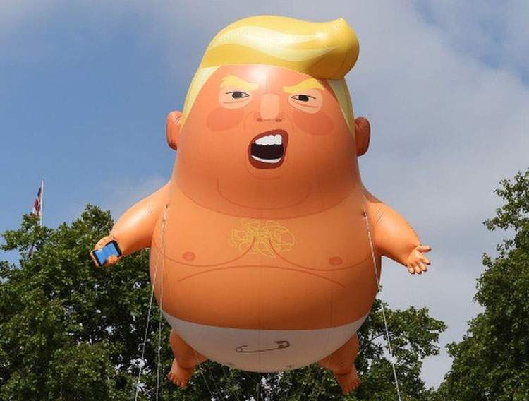 London, inflatable baby Trump enters museum collections to tell protests