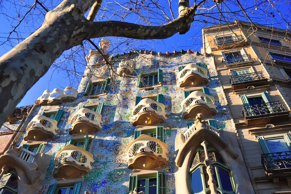L'art à la télévision du 7 au 13 juin : les bronzes de Riace, Pompéi et Gaudí