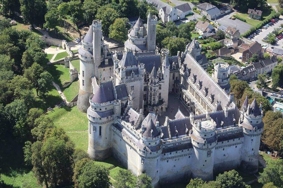 Restauration de plusieurs millions de dollars pour l'un des plus beaux châteaux de France