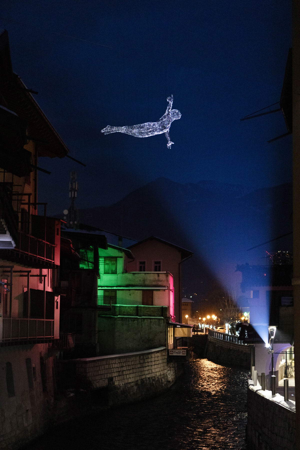 C&eacute;dric Le Borgne, The Flying Man. Photo by Giacomo Bianchi