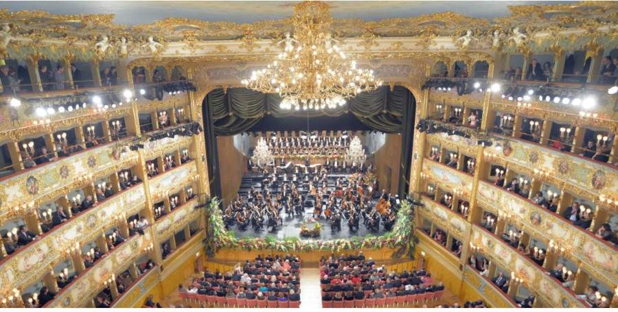 The traditional New Year's Concert at La Fenice in Venice returns in attendance and with 100 percent capacity 