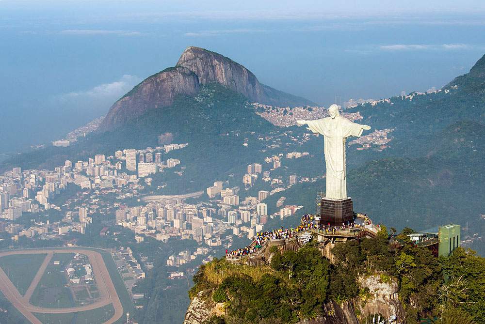 Le Christ Rédempteur à Rio de Janeiro a 90 ans : il sera restauré