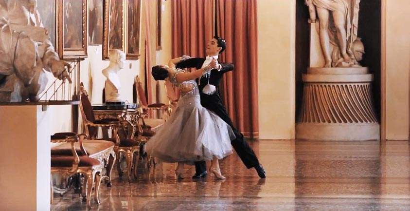 Bologna, coming up with eight video clips that bring dance to museum halls