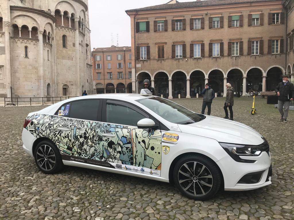 Modena, contemporary artworks arrive on city cabs