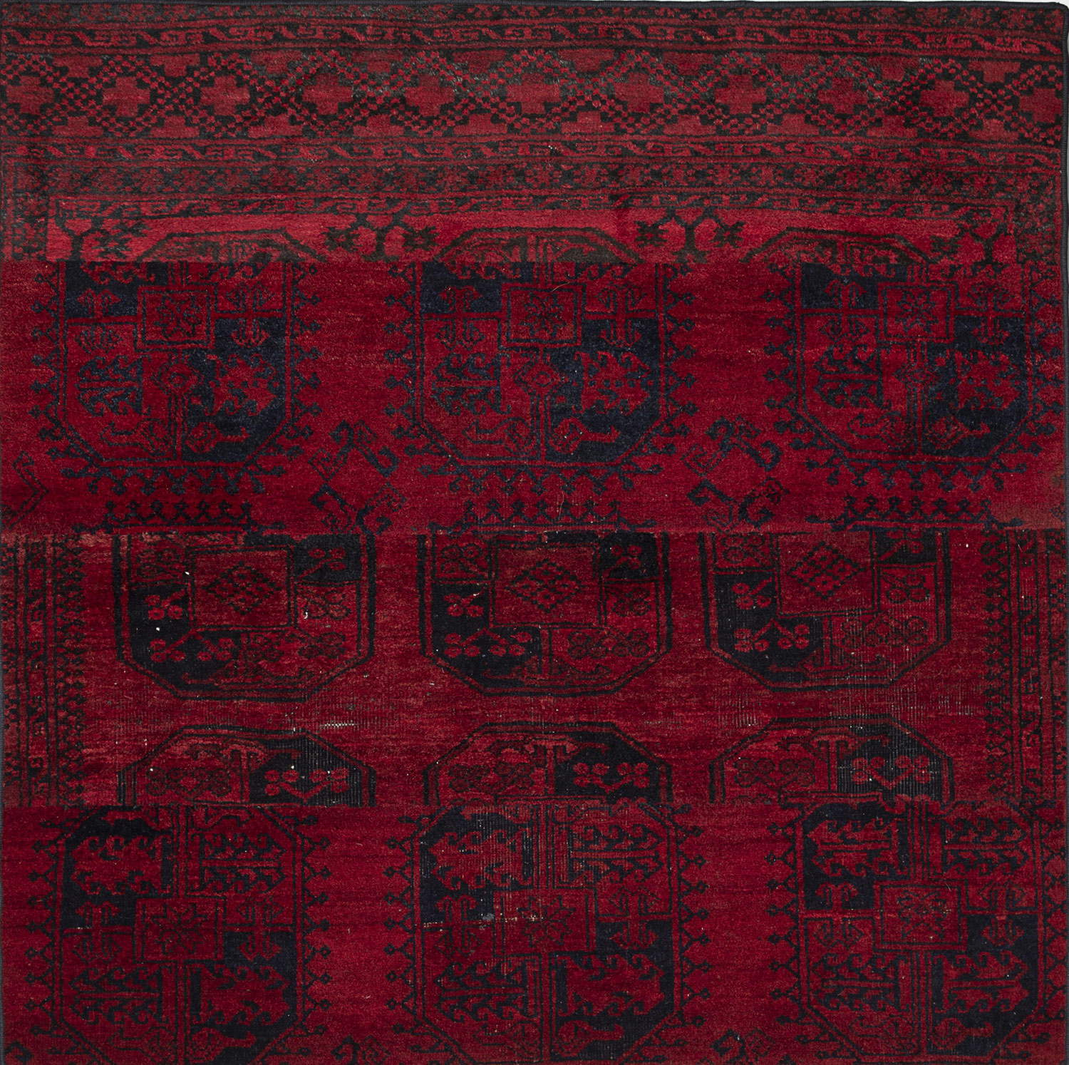 Flavio Favelli, Afghani Flowers (2019; stitched Afghan rugs, 160 x 160 cm). Courtesy of the artist and Francesca Minini, Milan, photo Andrea Rossetti Flavio Favelli, Afghani Flowers (2019; stitched Afghan rugs, 160 x 160 cm). Courtesy of the artist and Francesca Minini, Milan, photo Andrea Rossetti