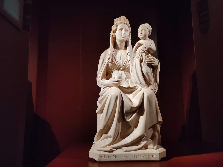 Ferrara, new setting for Madonna of the Pomegranate, masterpiece by Jacopo della Quercia