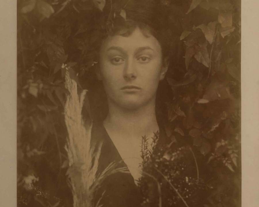 Senigallia consacre une exposition à Julia Margaret Cameron, première photographe admise à la Royal Photographic Society. 