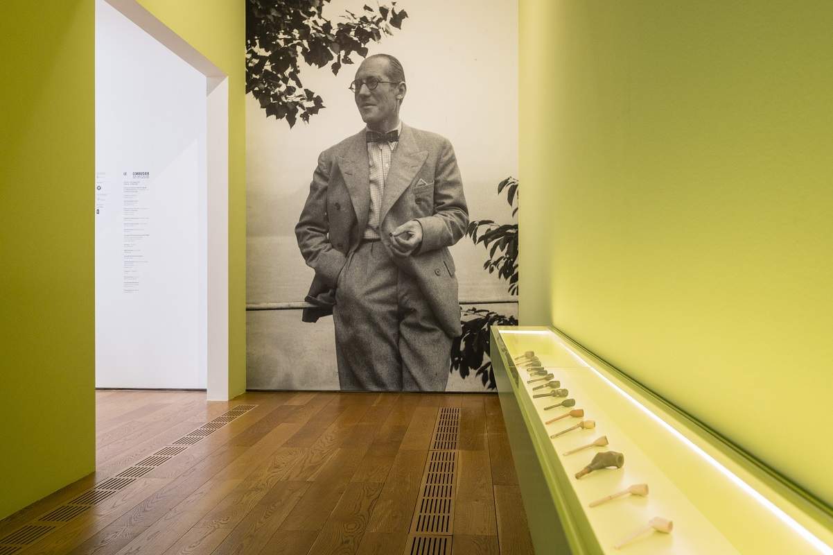 Torino, alla Pinacoteca Agnelli la mostra sugli oggetti e sui viaggi di Le Corbusier