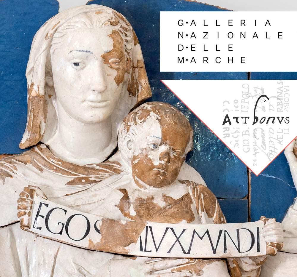 Galleria Nazionale Marche, terracotta robbiana necessita restauro. Puoi contribuire con Art Bonus
