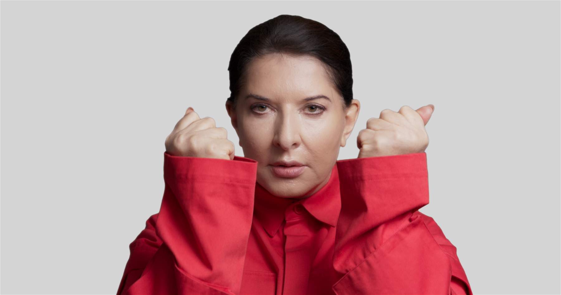 Marina Abramović becomes Honorary Academician of Carrara. She will give online lectio on June 23