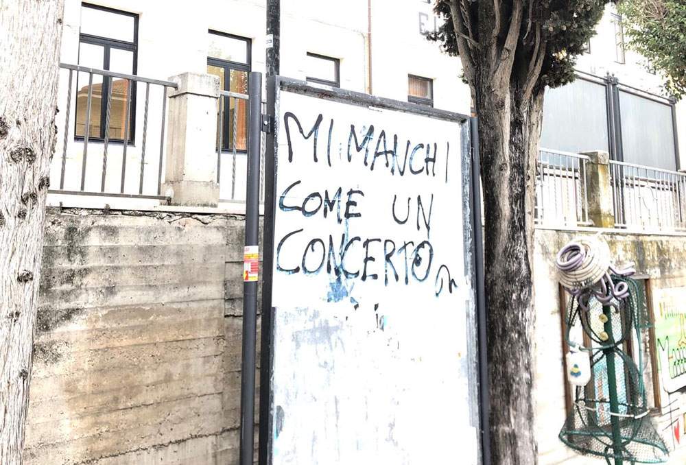 Miss you like a concert: street artist's writing goes viral