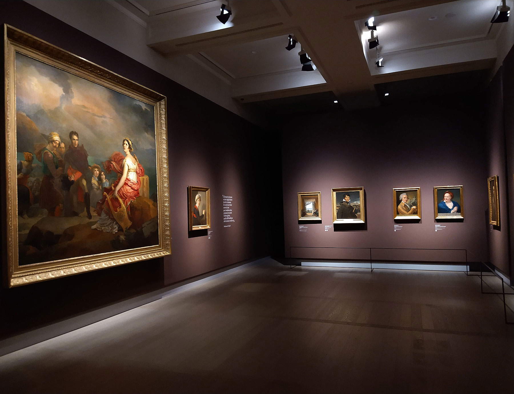 Sala de la exposición Grand Tour. Sueño de Italia de Venecia a Pompeya Sala de la exposición Grand Tour. Sueño de Italia de Venecia a Pompeya