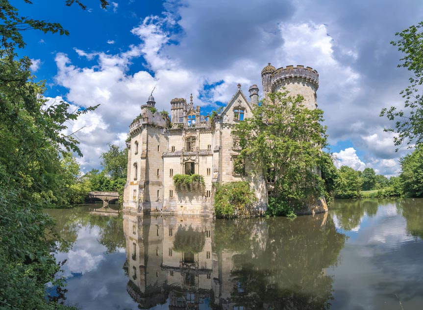 View of the castle of Mothe-Chandeniers