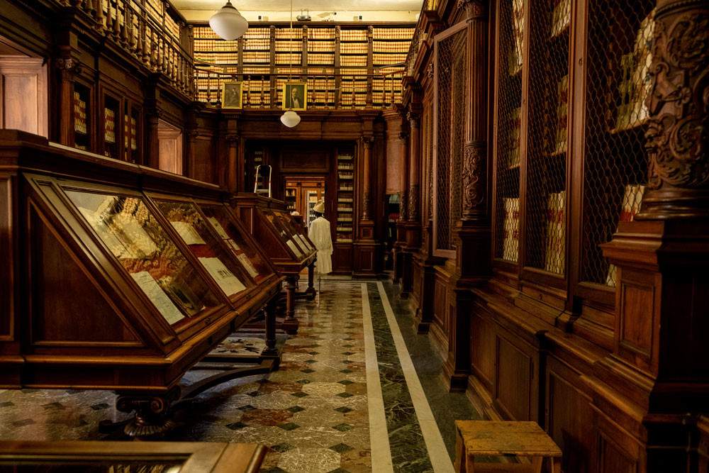 Le théâtre napolitain au XIXe siècle : la Bibliothèque nationale de Naples présente ses collections théâtrales 