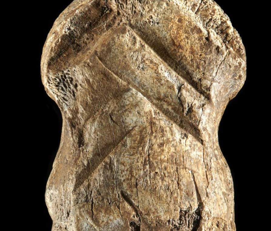 L'homme de Neandertal avait des capacités artistiques : un os gravé vieux de 51 000 ans le révèle