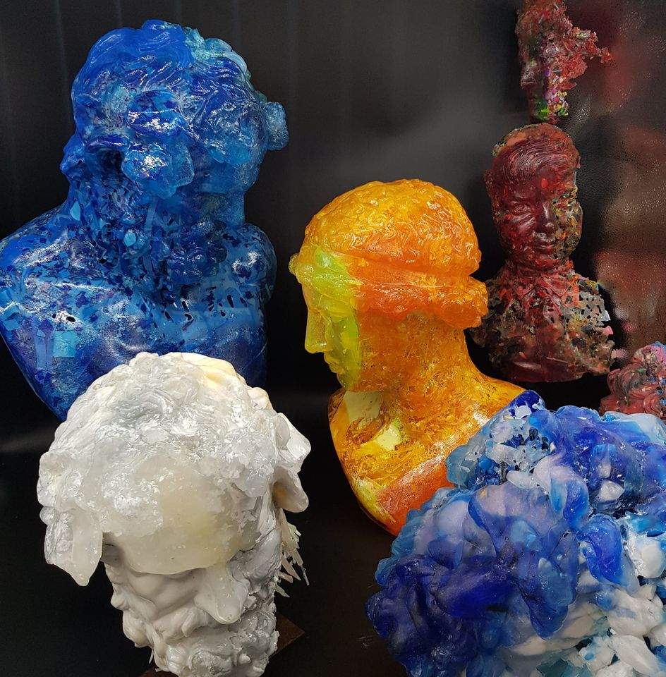 Paolo Nicolai, the artist who found in plastic the 