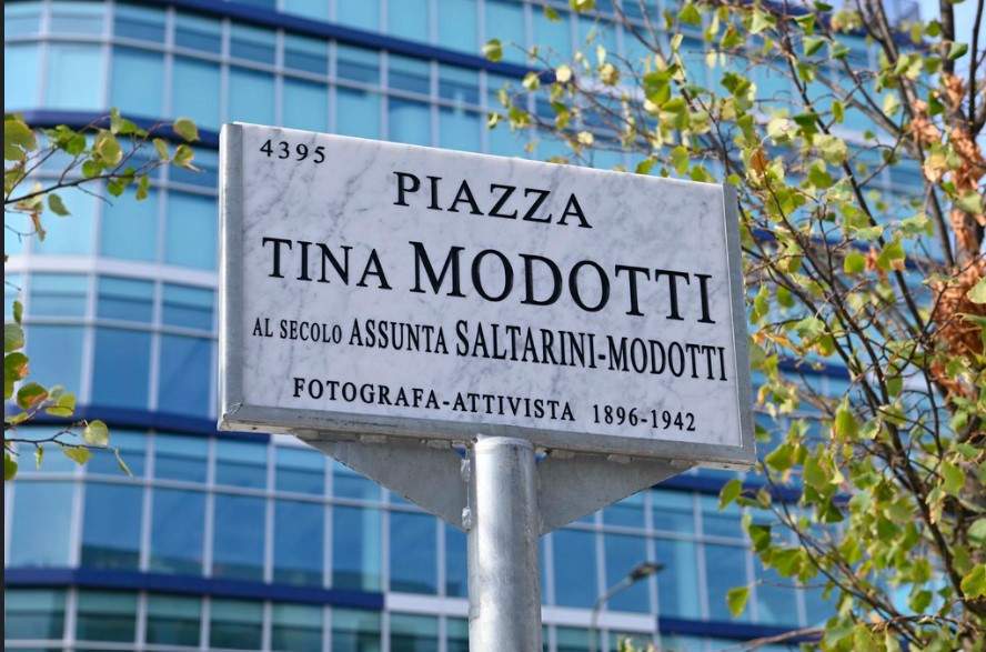 Milan: a square named after Tina Modotti, great photographer and activist of the early 20th century